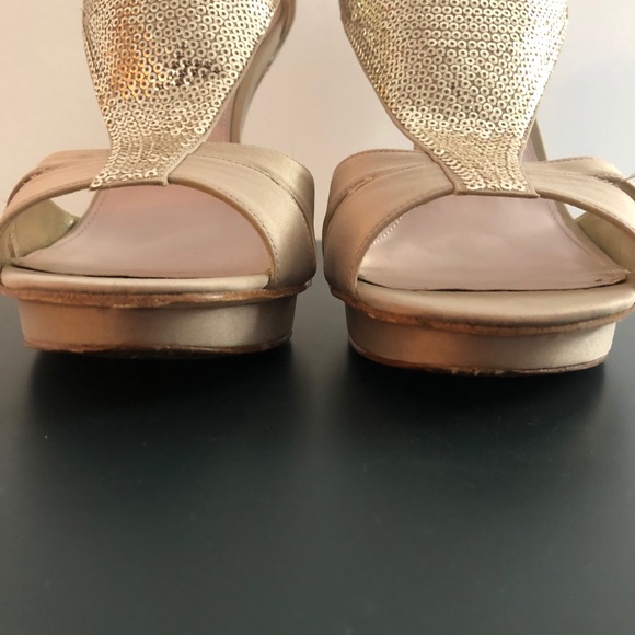 Glint | Gillian Satin Platform Sandals - Picture 9 of 13